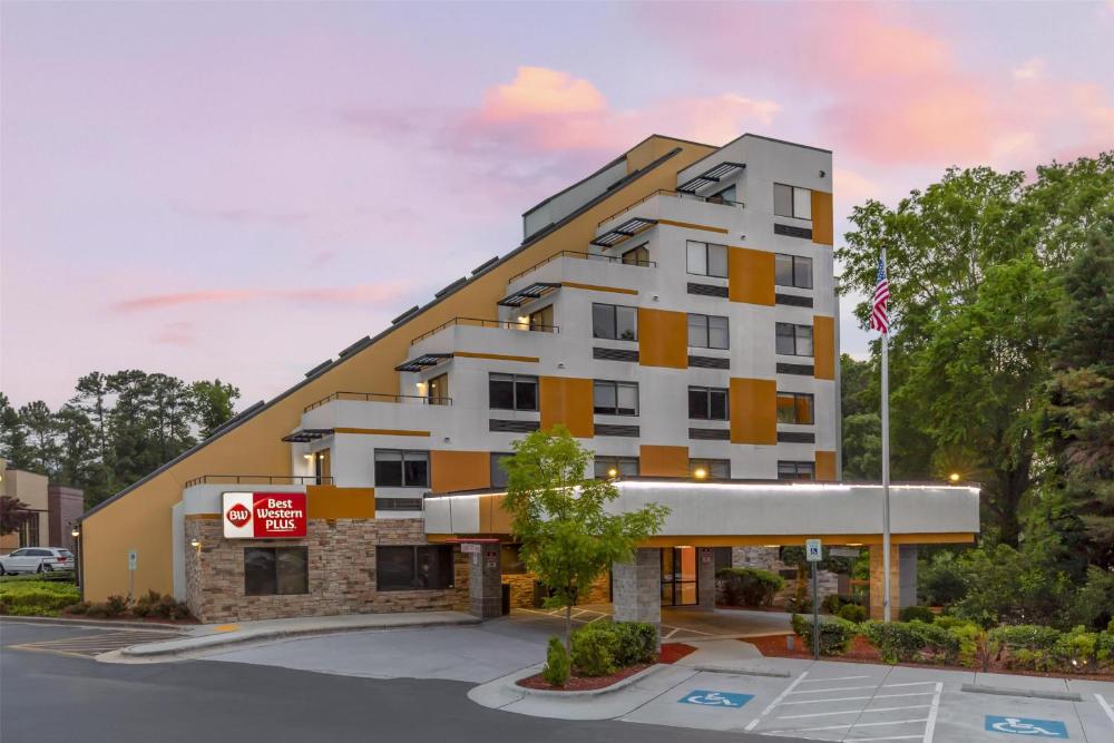 Best Western Plus Raleigh Crabtree Valley Hotel